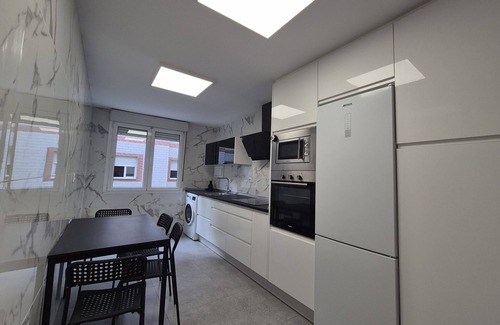 Gijon City Centre Apartment | 1A148 Moderno Apartamento con garaje en Gijon