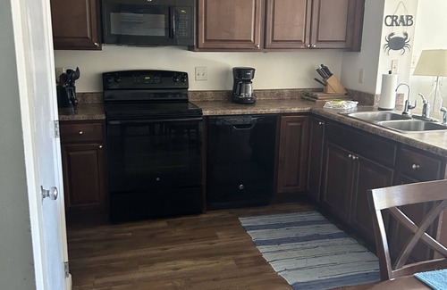 St. George Island Condo | 1bd-1bath-sleep4-Townhome 1804 E Gulf Beach Dr Unit K-12-nice gulf view-pool