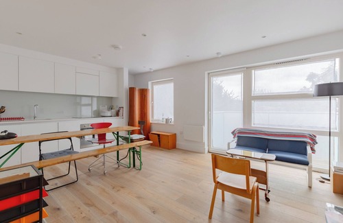 Finsbury Park Apartment | 1BD Flat with Direct City Access, Finsbury Park