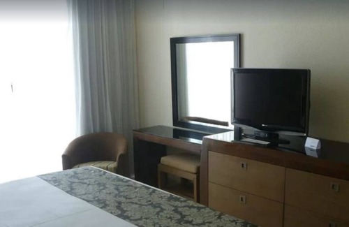 Isla Iguana Condo | 1BD Mayan Palace: Luxury Suite Resort in Vallarta