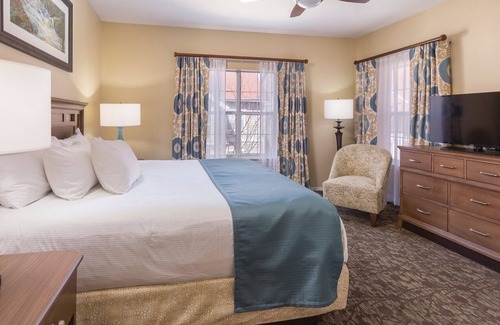 Table Rock Resort | 1Bed/1Bath Deluxe Condo in Branson! Close to so Many Attractions!