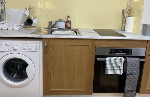 Wrotham Apartment | 1Bed w/PetFriendly, WiFi, Parking - 40m to London