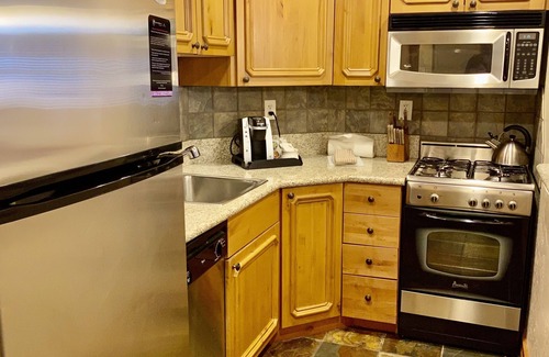 Zermatt Condo | 1Bedroom W/suite bath, full Kitchen,5 Star Resort Amenities,14mls Ski DeerValley