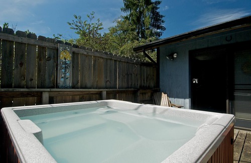 Nashville Cottage | 1BR, 1BA Cottage