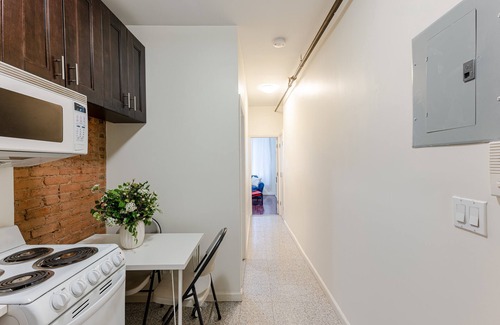 East Harlem Apartment | 1BR Apartment -4C- Off Park