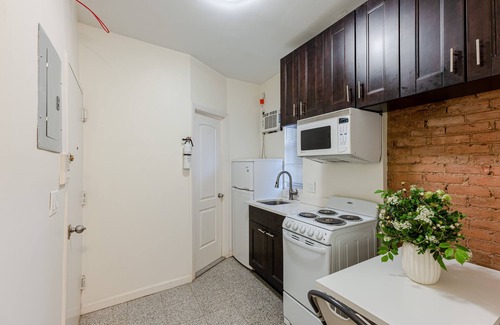 East Harlem Apartment | 1BR Apartment -4C- Off Park