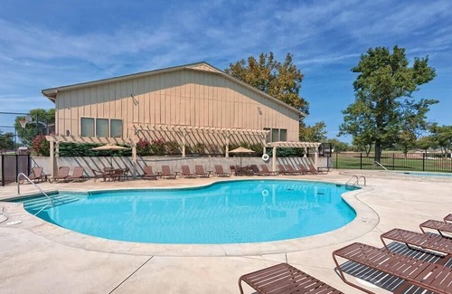Afton Condo | 1br Condo Family Fun on the Beach, Golf, Boating!