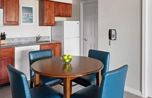 Atlantic City Condo | 1br Condo Stunning City views -Vibrant Boardwalk!