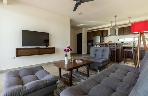 Centro - Supmza 001 Condo | 1BR Downtown w/Rooftop Pool