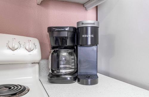 Mesa Apartment | 1BR - Gym - Pool - Great For Mid/Long Stays