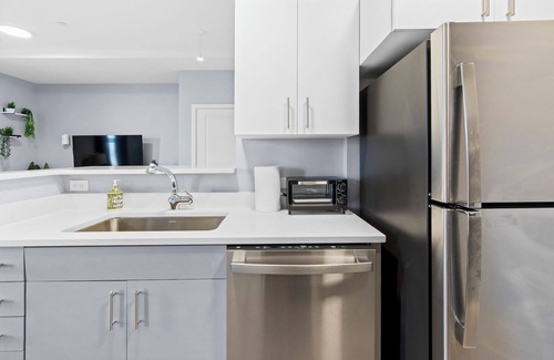 Everett Apartment | 1BR Near Encore Boston 4482