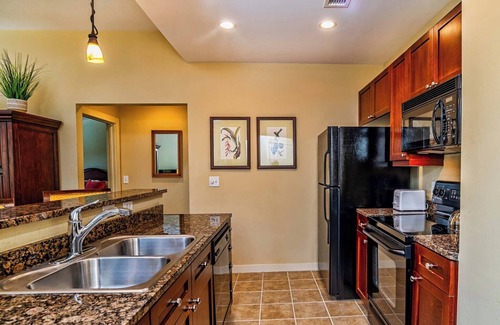 St. Augustine Condo | 1BR Pool-Hot Tub - Sleeps 4 - long or short stays ok - private balcony