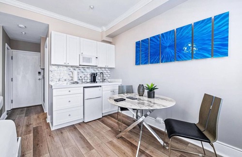 Palm Beach - West Palm Beach Hotel | 1BR Retreat w/Private Terrace