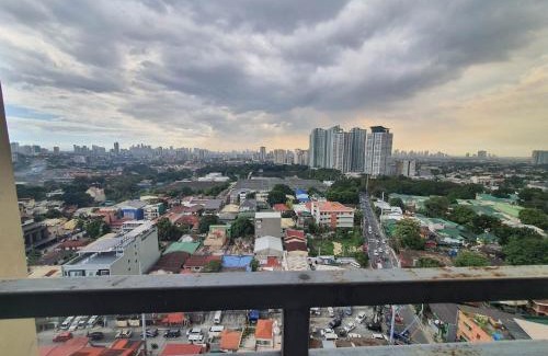 Kaunlaran Apartment | 1BR Service Apartment 2pax allows 6pax 18i