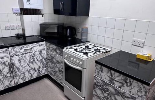 Stonebridge Apartment | 1br-sleeps4-35mintocentrallondon-40mintoheathrow