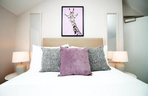 Penarth Apartment | 1BR stay with Free Parking at Archer Road