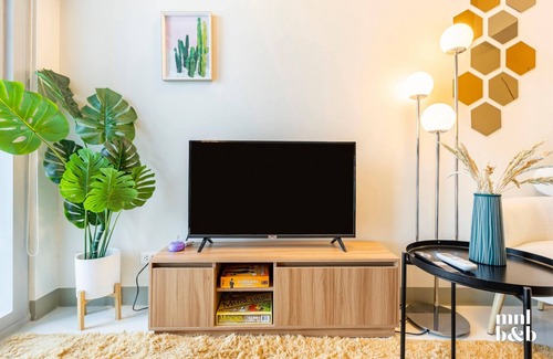 Bonifacio Global City Condo | 1BR Unit in Uptown Parksuites Tower 2 BGC w/Netflix, HBO Go & Disney+