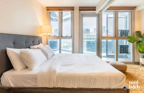 Bonifacio Global City Condo | 1BR Unit in Uptown Parksuites Tower 2 BGC w/Netflix, HBO Go & Disney+
