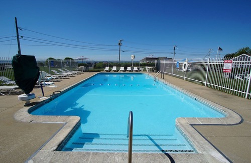 Falmouth Condo | 1BR w/Fireplace & Beach Access | Pool + Hot Tub
