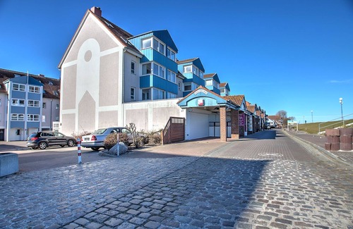 Schonberger Strand House | 1st beach row