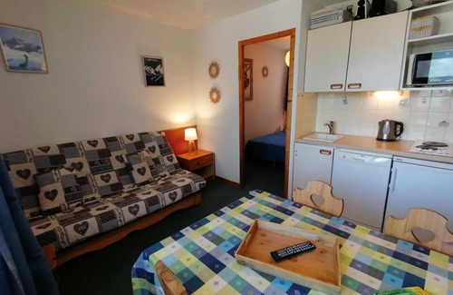 Montalbert Apartment | 1st floor, balcony, tv, ski locker, 31m², Montalbert