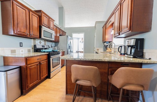 Duluth House | 1st Floor BR｜Pet-Friendly｜Garage Access｜Perfect for Family ｜Flex-Lease #41832