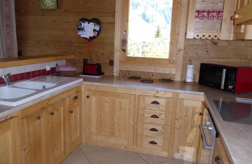 Pralognan-la-Vanoise Apartment | 1st floor, terrace, balcony, fireplace or stove, parking, tv, 158m², Pralognan-la-Vanoise