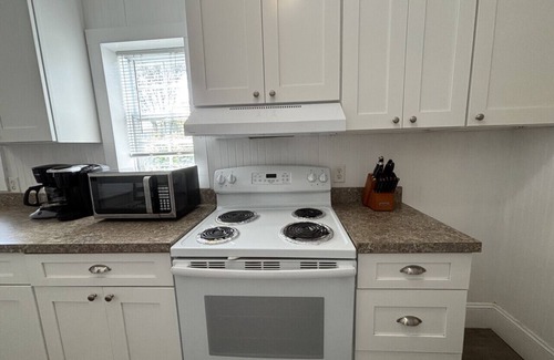 Folly Beach Apartment | 1st Floor & Pet Friendly with Private Fenced Yard - Across from Beach Walkover