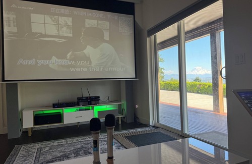 Edgewood House | 2 acres lot with Mt Rainier view