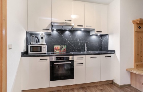 Muhlthal Apartment | 2 Apartments, Sauna & ski bus at the door