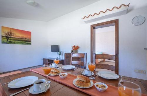 Smoljanci Apartment | 2 Apartments with Private Pool