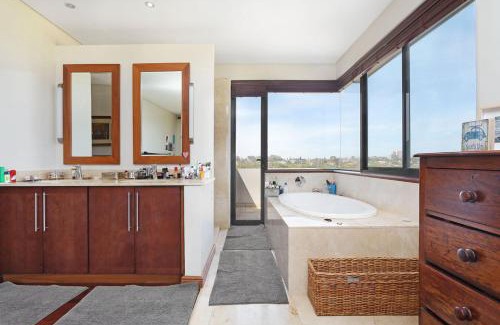 Cape Town Villa | 2 Bay Sunset Villa