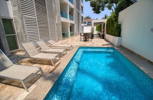 Diaz Ordaz Condo | 2 bd Loft in Versalles, Walk to the Beach! Pet Friendly!