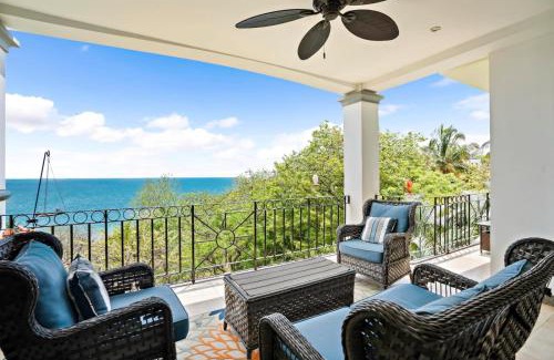 Playa Flamingo Apartment | 2-BD Ocean-View Condo with Pool Walk to Beach