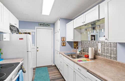 Ocean Isle Beach House | 2 Beaches Villa - Amazing Location - Sunset Beach or OIB easily accessible