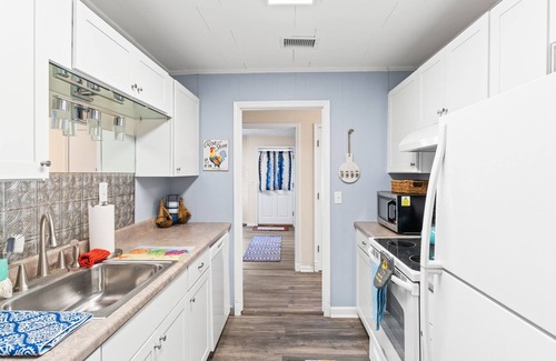 Ocean Isle Beach House | 2 Beaches Villa - Amazing Location - Sunset Beach or OIB easily accessible