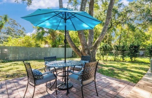 Fairvilla House | 2 Bed 1.5 Bath in Winter Park
