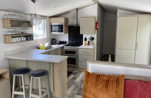 Newquay House | 2 Bed 2 Bath 2020 Holiday Home Newquay Cornwall 15 mins walk to beautiful beach
