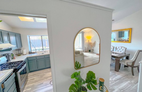 Palmdale House | 2 bed 2 bath home
