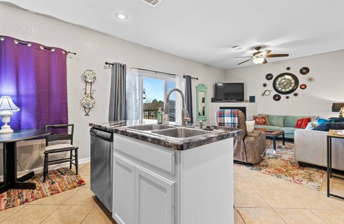 Mid America Condo | 2 bed/2 bath, lake condo, ground floor, with boat slip, within 5 min. of bypass