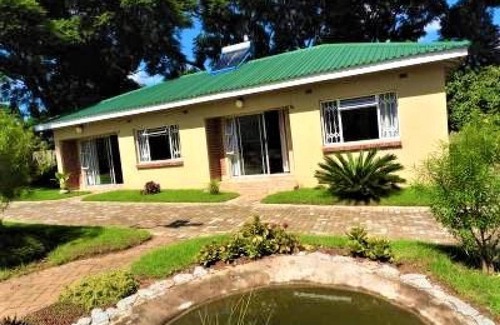 Harare Apartment | 2 Bed Apartment With En-suite Kitchenette - 2065