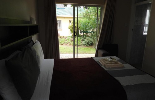 Harare Apartment | 2 Bed Apt with en-suite and kitchenette - 2066