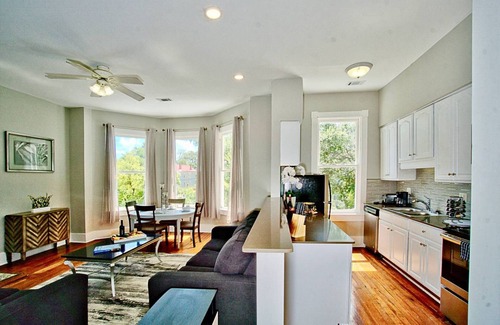 Eastside Apartment | 2 Bed Beauty w/Parking in Downtown Savannah