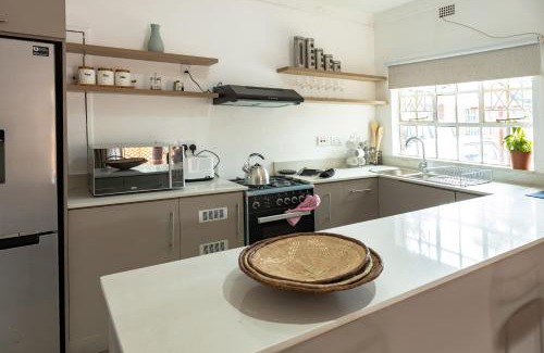 Harare House | 2-Bed Cottage in Mount Pleasant, Harare