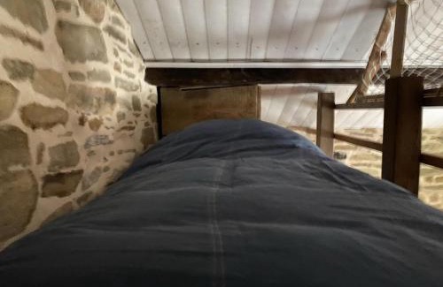 Mialet House | 2 Bed Cottage - Sleeps 6 - Garden & Pool Access