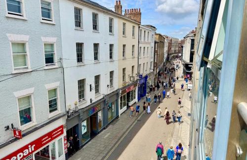 York Apartment | 2-Bed Flat in York City Centre - Walk to Everything