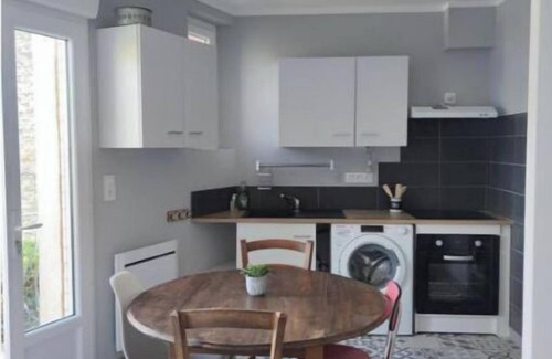 Saint-Georges-de-Luzencon Apartment | 2 Bedroom Apartment in Saint-Georges-de-LuzenÃ§on