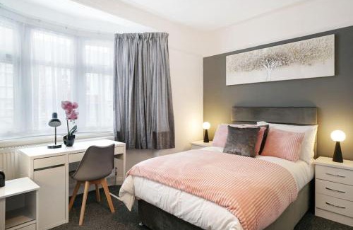 Tulse Hill Apartment | 2 Bed Garden Flat Sleeps 6 Close to Brixton