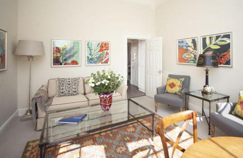 Upper Town Apartment | 2 Bed in Bath oc-bhr57