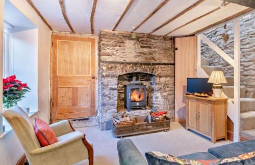 Brecon House | 2 Bed in Brecon 92729